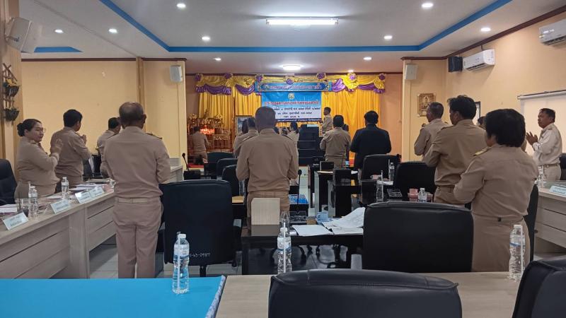 การประชุมสภาเทศบาลตำบลหนองเสาเล้า สมั...